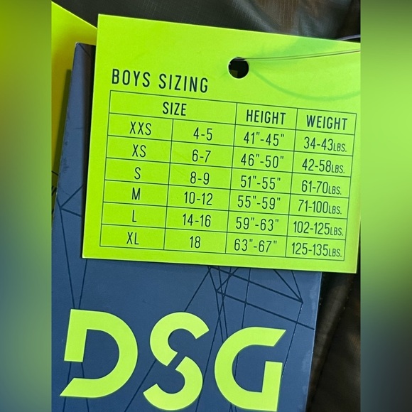 DSG Boys Dark Green Insulated Water Resistant Puffer Jacket Medium 10-12 NWT - Picture 8 of 16